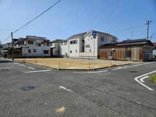 西湊町４丁　建築条件付き土地　(約３０坪)